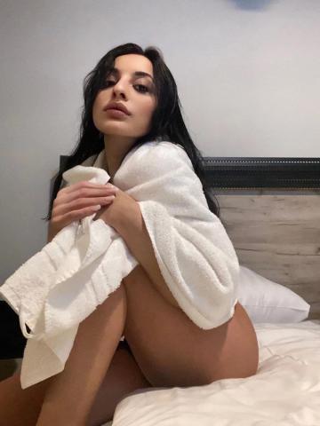 Надя
